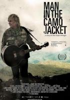 Парень в камуфляжной куртке